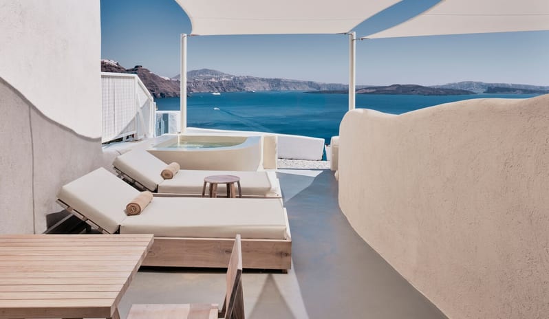 MYSITQUE SANTORINI -  WET ALLURE SUITE BALCONY
